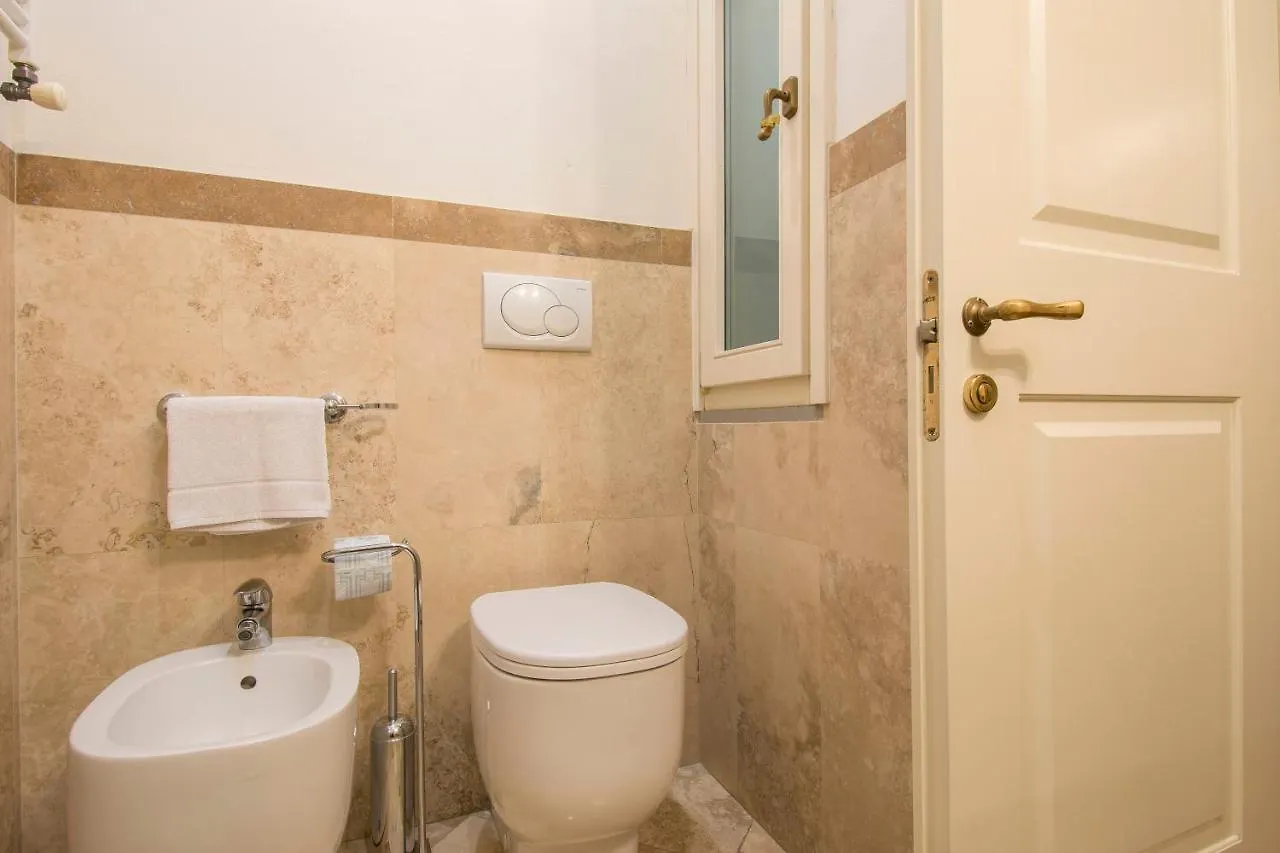 Relais Tiffany Bed & Breakfast Florence 2*,